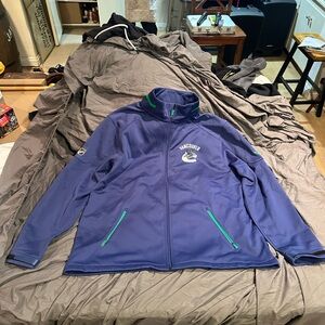 Fanatics Blue and Green Vancouver Performance Jacket